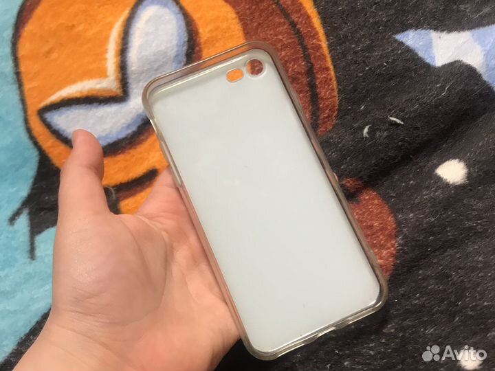 Чехол на iPhone 7