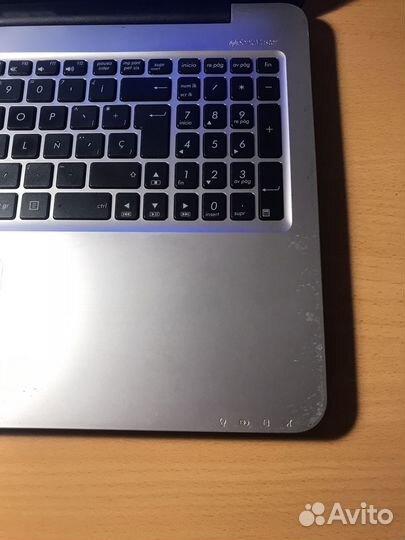 Asus x556u i7 6500u ssd200+1000gb/8gb nvidia 920m