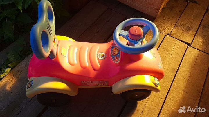 Машинка и качель