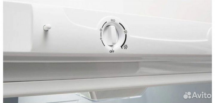 Холодильник Indesit DS4160W белый