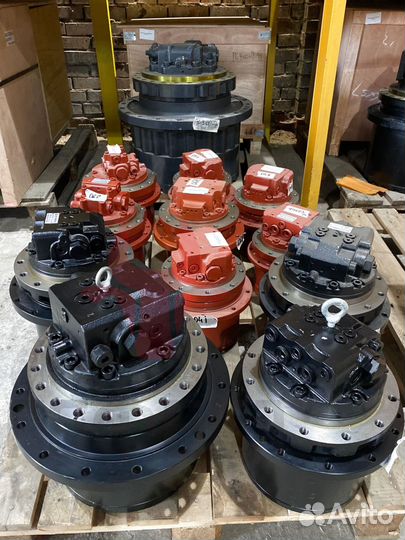 Редуктор хода Hitachi EX120-5JPN 9156719