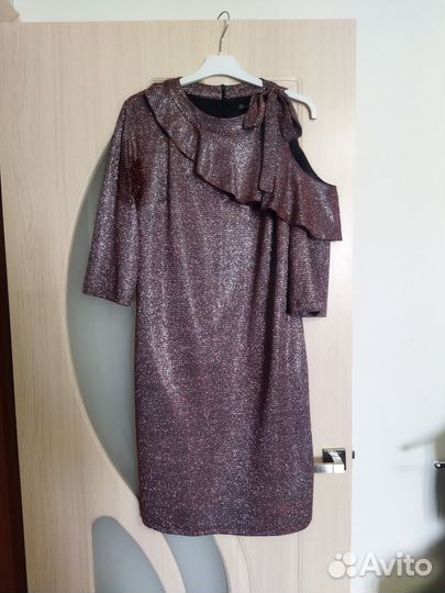 Платье женское