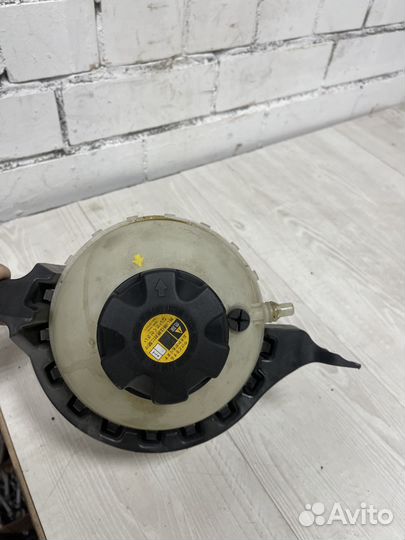 Бачок расширительный BMW 5 F10 F11