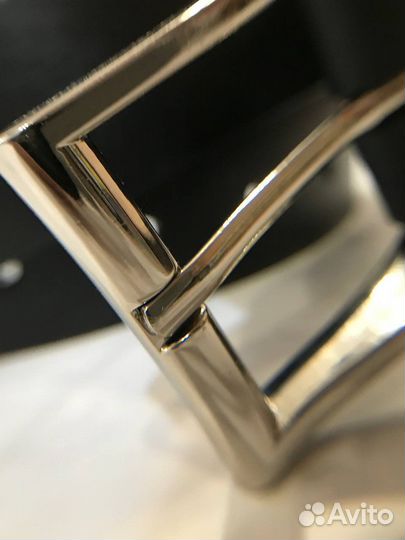 Мужской кожаный ремень с гравировкой