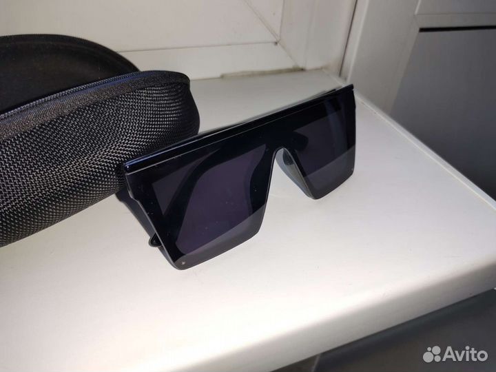 Солнцезащитные очки женские