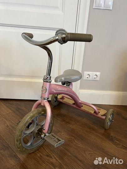 Трехколесный велосипед Giant