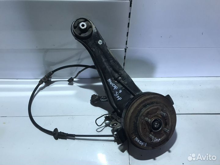 Задняя цапфа со ступицей Mitsudishi Lancer9