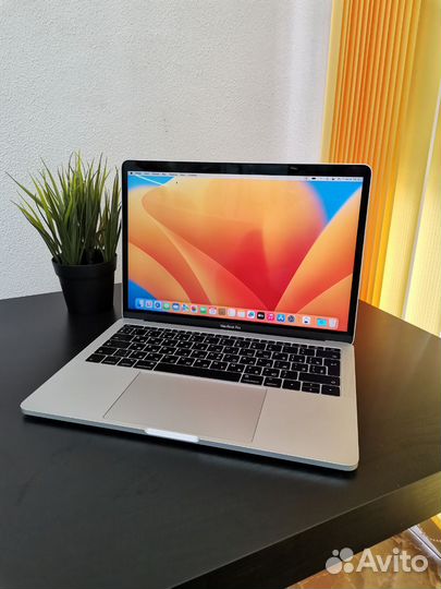 Macbook Pro 13 2017 A1708