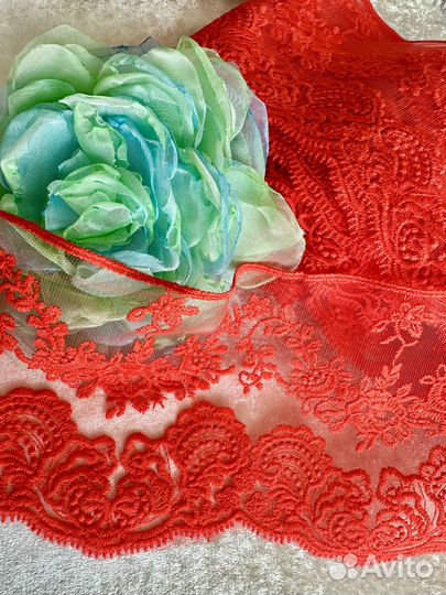 Кружево Блюмарин вышивка на сетке красный 13см