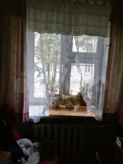 2-к. квартира, 40 м², 3/3 эт.