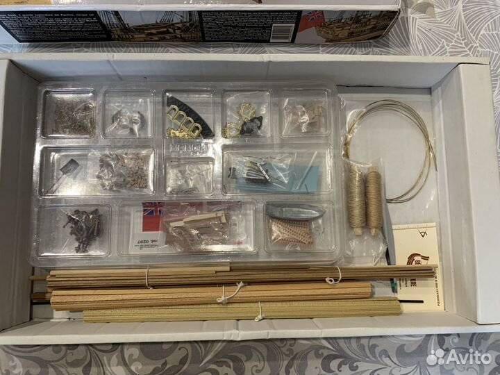 Сборная модель корабля HMS Endeavour