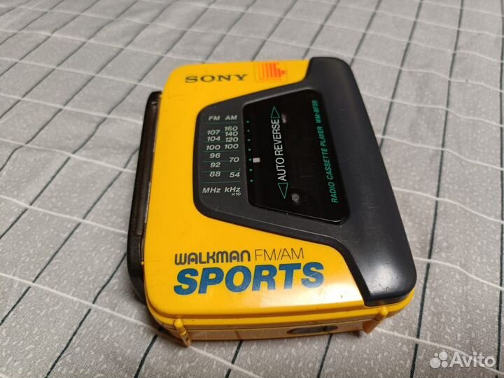 Кассетный плеер sony walkman wm-bf59