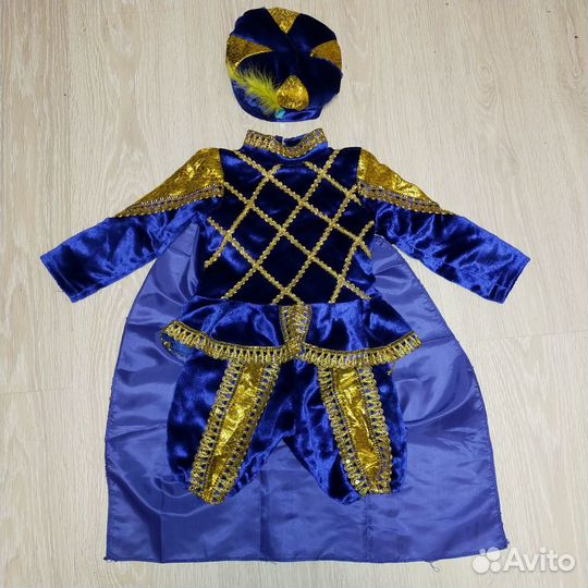 Новогодний карнавальный костюм для мальчика Принц