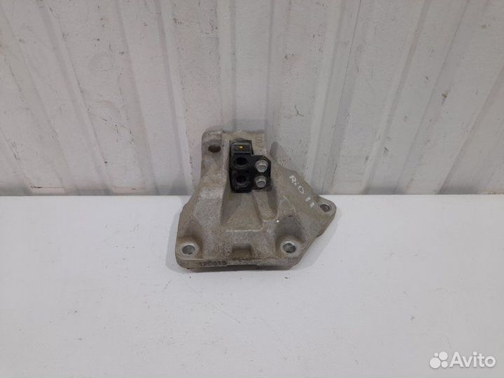 Кронштейн опоры кпп Kia Rio FB 1.6 G4FG 2018