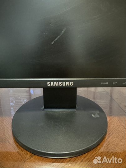 Монитор samsung