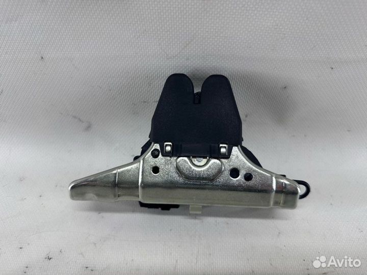 Замок двери багажника Mercedes-Benz Cla C118