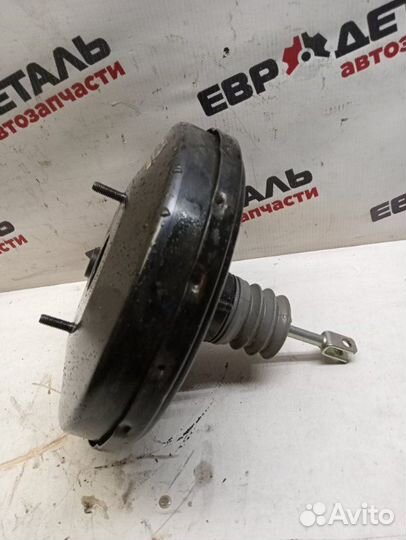 Вакуумный усилитель тормозов Renault Duster