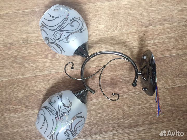 Люстра новая