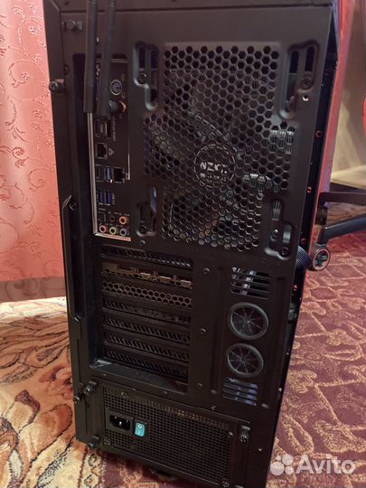 Игровой компьютер (8700k/RTX 3080/32GB/250GB SSD)