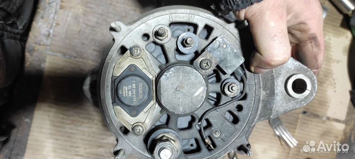 Генератор bosch 0120468055