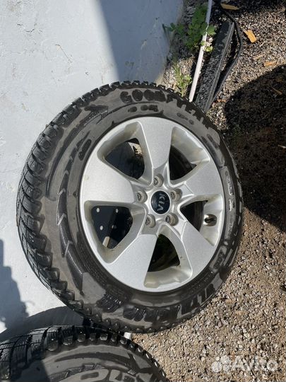 Goodyear UltraGrip Ice 205/60 R16