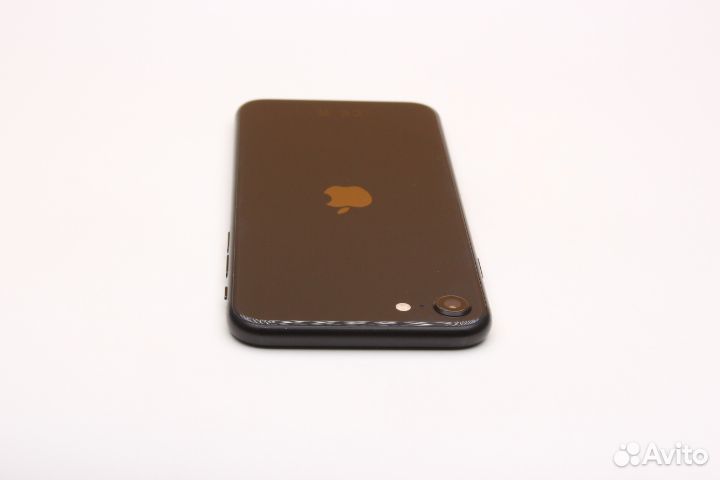 iPhone SE (2020), 64 ГБ