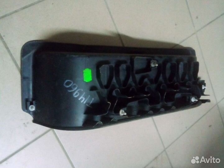 Подножка (накладка) передняя правая VW T5