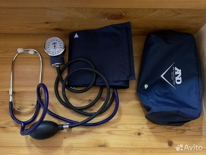 Тонометр