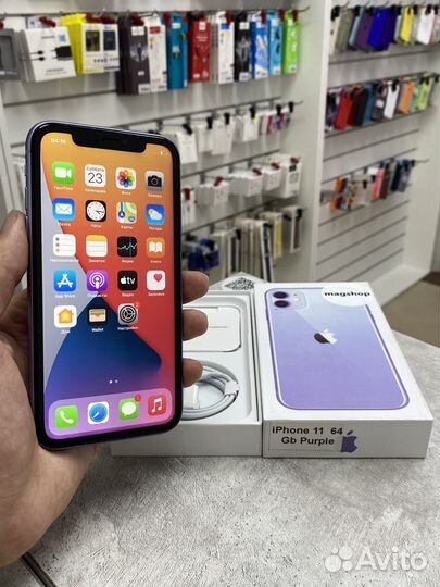 iPhone 11, 64 ГБ