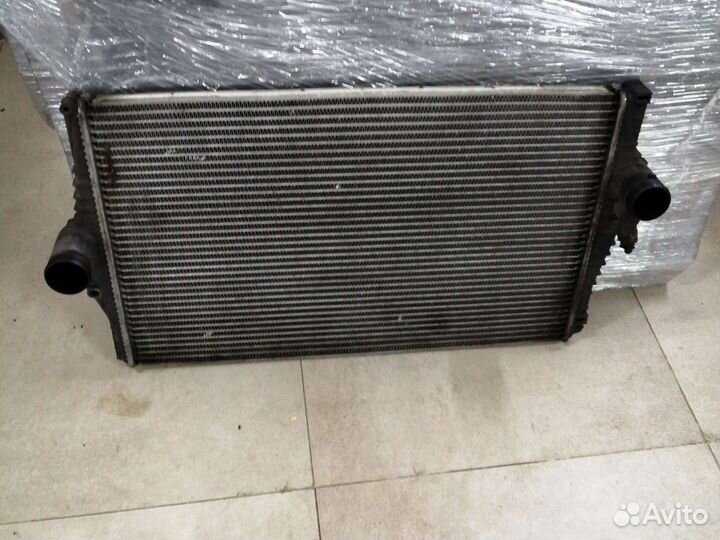 Радиатор интеркулера на вольво хс 90