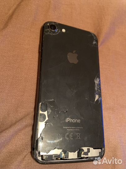 iPhone 8, 64 ГБ