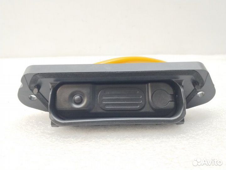 Кнопка открывания багажника задняя Mitsubishi