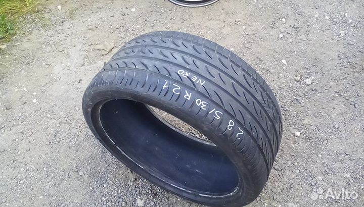 Pirelli P Zero Nero 285/30 R21