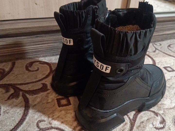 Ботинки женские зимние 38 размера бу