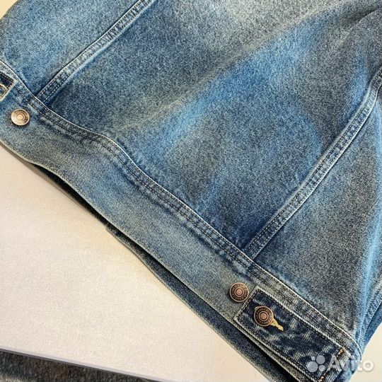 Синяя джинсовая куртка Celine