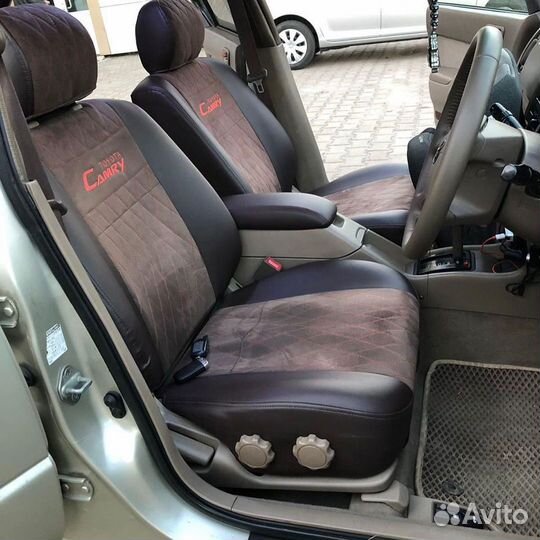 Чехлы на Тойота Камри