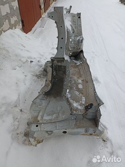 Продам лонжерон на camry 30,2003года