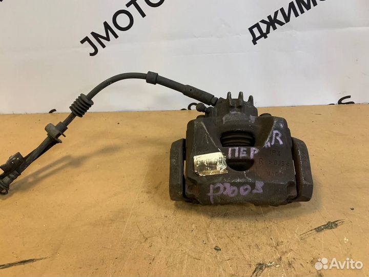 Суппорт тормозной передний правый Peugeot3008