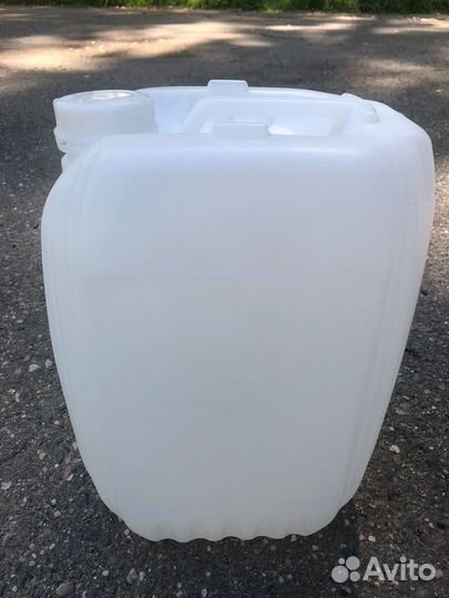 Канистра пластиковые 10 литров