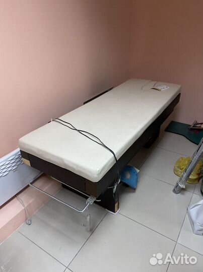 Массажный стол с электроприводом