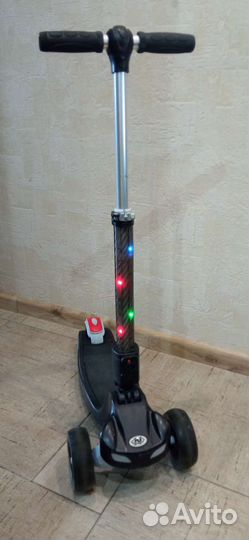 Самокат Navigator