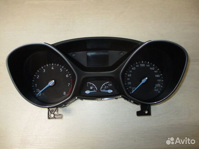 Панель приборов Ford Focus 3