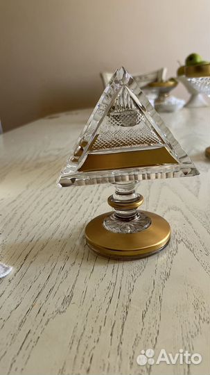 Хрустальная салфетница