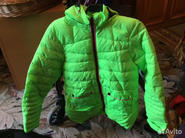 Детские новые куртки, ветровки, комбинезоны