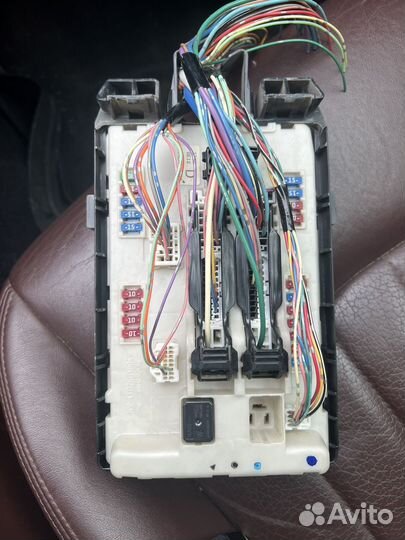 Блок предохранителей Infiniti EX 35