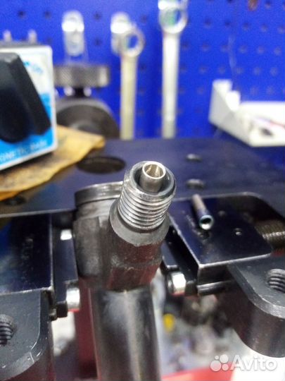 Форсунки Denso Mitsubishi Pajero4 1465A054