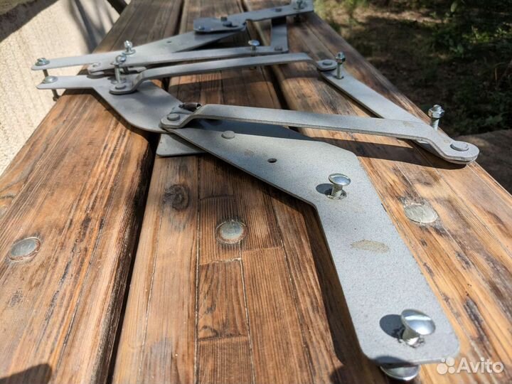 Раскладной механизм для дивана