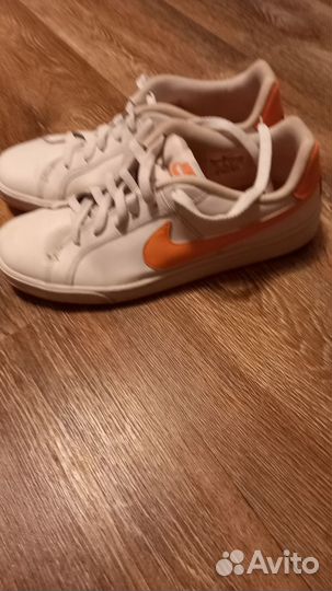Кроссовки nike женские