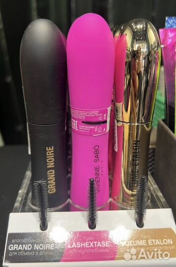 Продам косметику и парикм инструменты