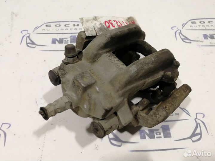 Суппорт задний L BMW 3 series F30 F31 2011-2017